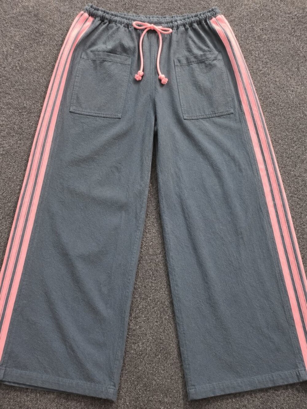 Y2K Side Stripe Wide Leg Track Pants Sporty Retro Athleisure Gray Pink - Picture 2 of 12